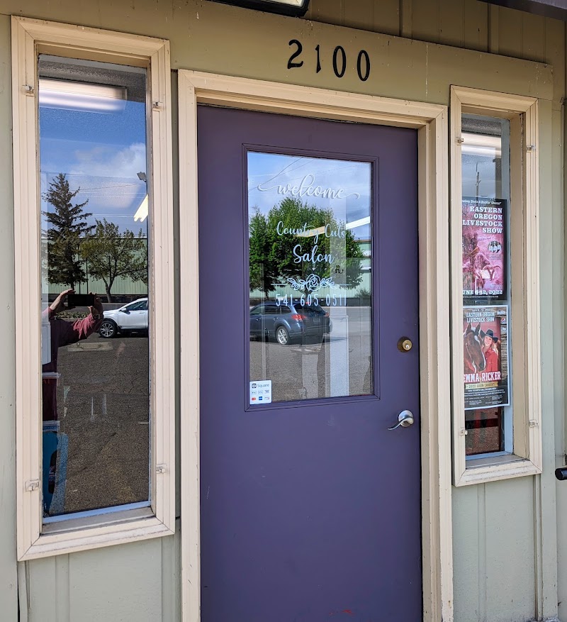 COUNTRY CUTS SALON, beauty salon in La Grande, OR, photo 1 of 3